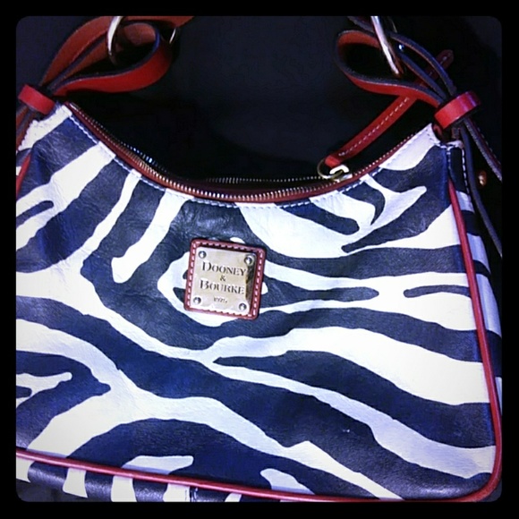 Dooney & Bourke Handbags - Dooney & Bourke Zebra print cute bag Dooney & Bourke Handbags - Dooney & Bourke Zebra print cute bag